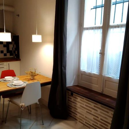Apartamento "Detras De La Palma" Seville Exterior photo